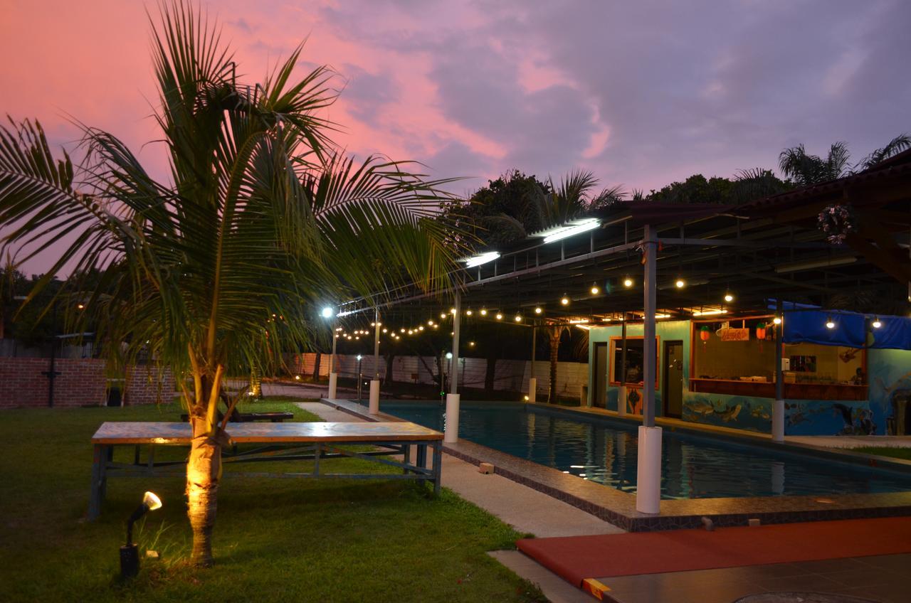 Sinar Eco Resort Kampong Bukit Panjang Eksteriør billede