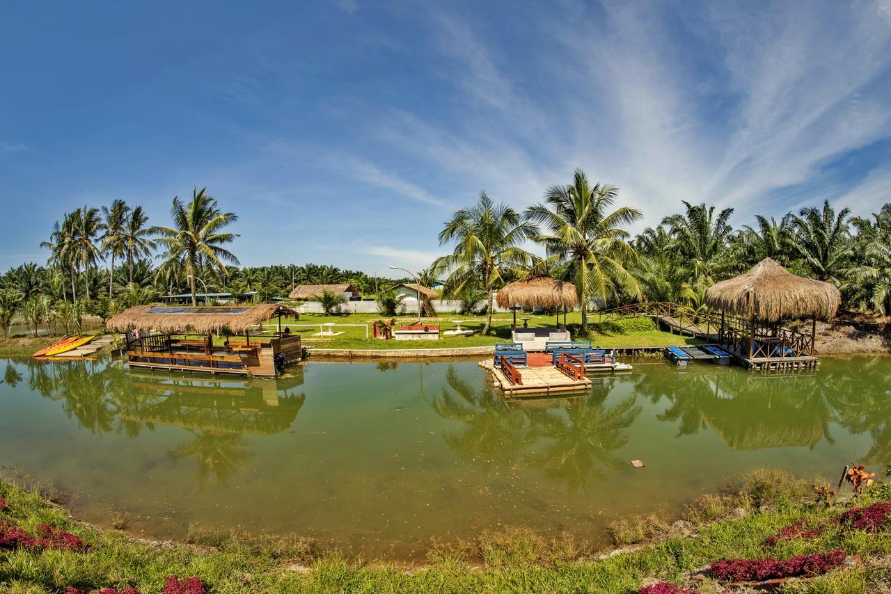 Sinar Eco Resort Kampong Bukit Panjang Eksteriør billede